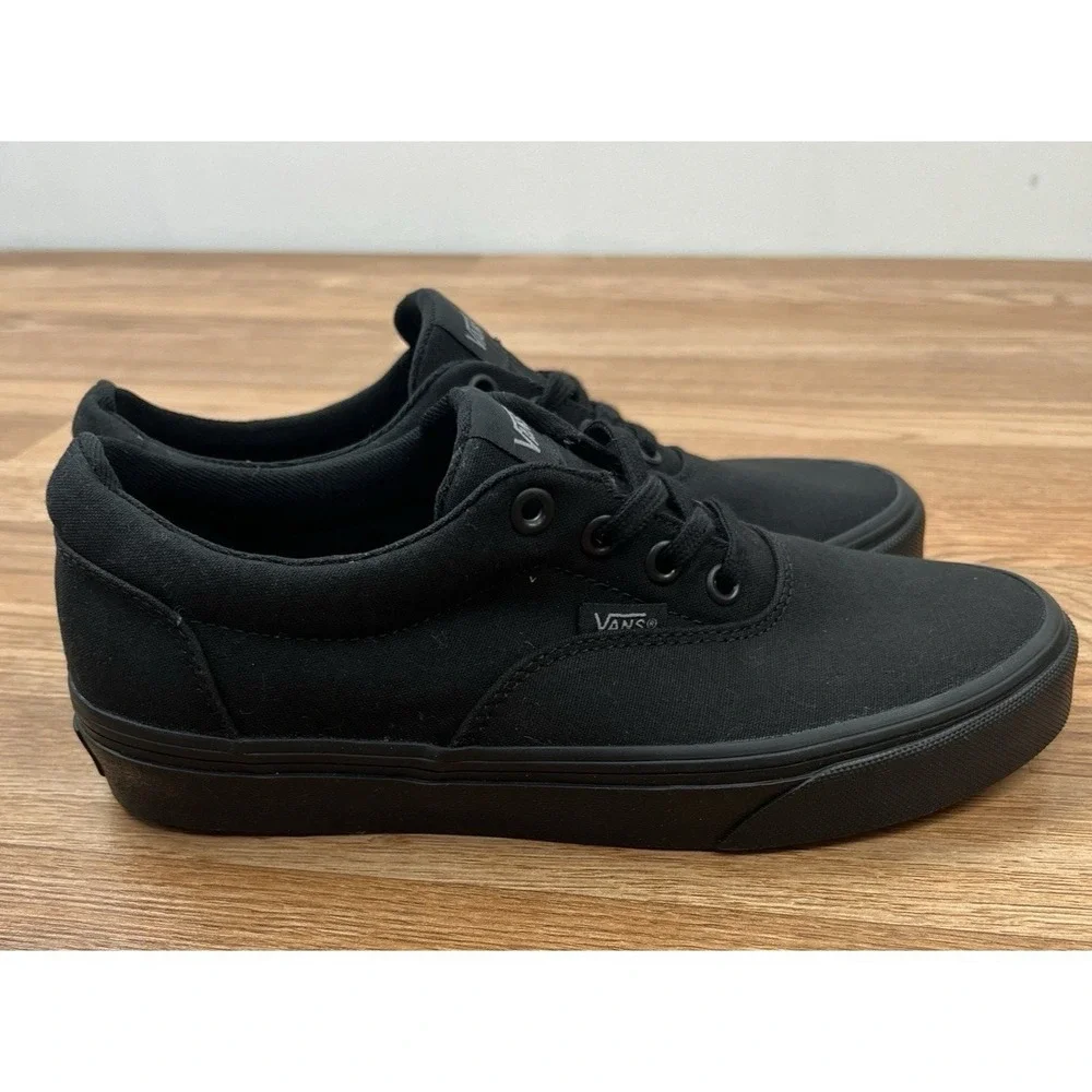 Vans Women's Doheny Canvas Sneakers Black/Black Size‎ 7 NEW in Box